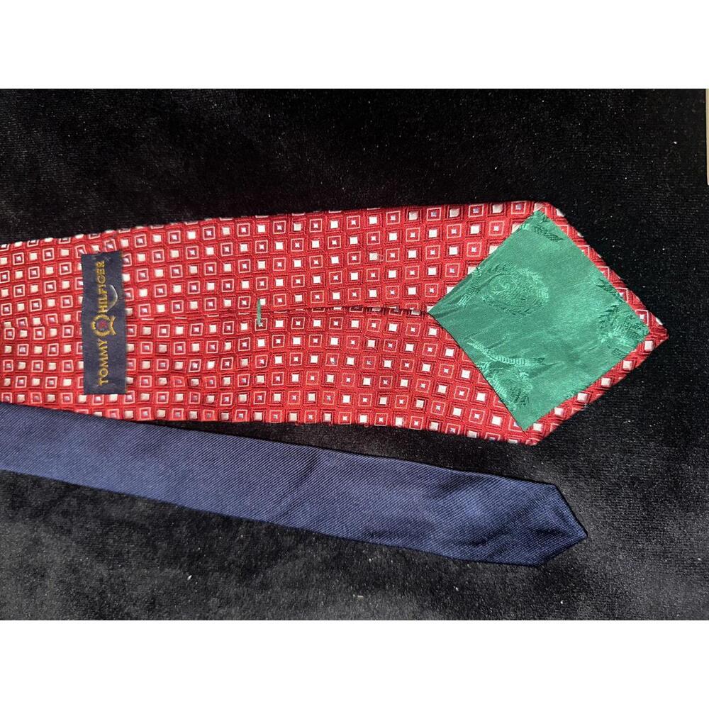 Tommy Hilfiger Red Patterned Men's Tie